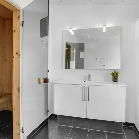 別荘 Beautiful Home In Haderslev With Sauna ハザスレウ